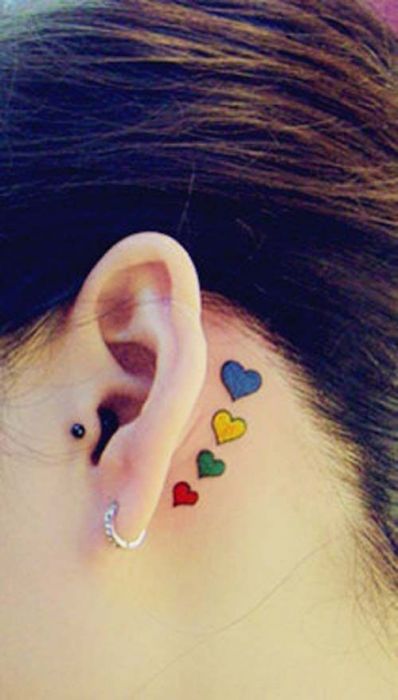 30+ Minimalist Tattoo Concepts for the Ears