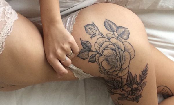 99 Roses tattoos designs for ladies