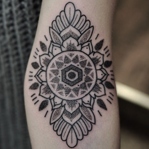 110 Mandalas Tattoos for girls