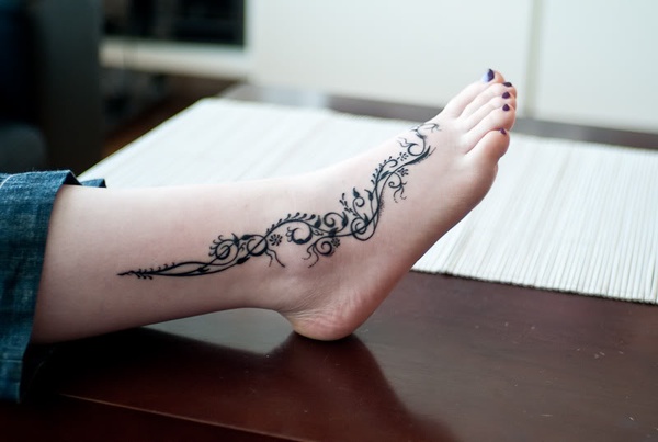 Tattoos for ladies within the foot [Creative and original designs]