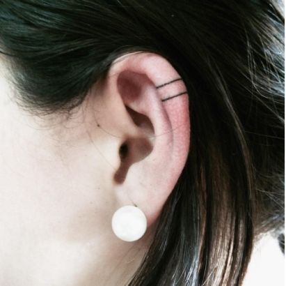 30+ Minimalist Tattoo Concepts for the Ears