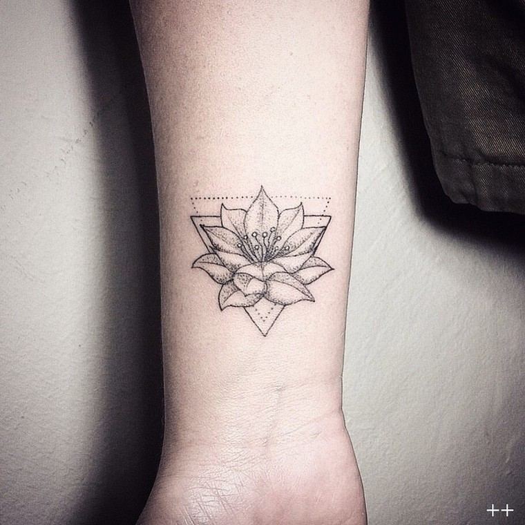 Girls's Arm Tattoo: 20 Authentic Concepts to Encourage