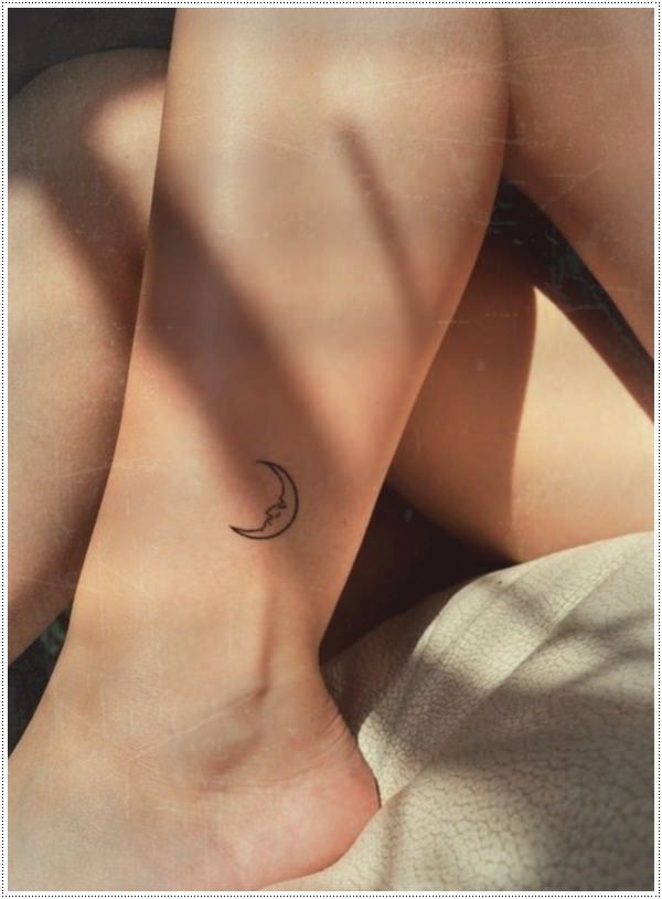 Tattoos for ladies within the foot [Creative and original designs]