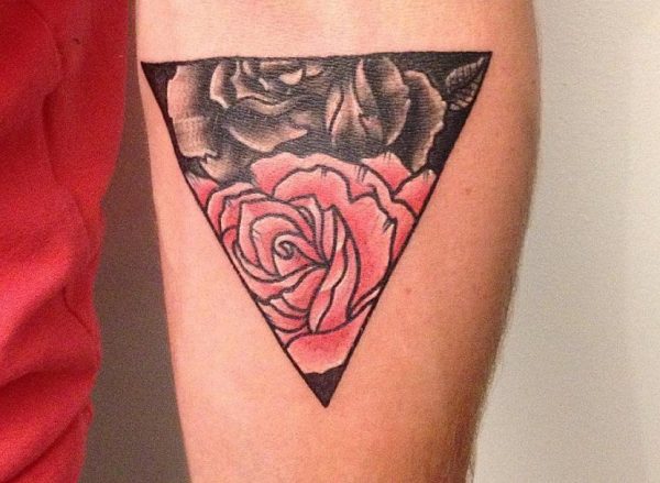 99 Roses tattoos designs for ladies