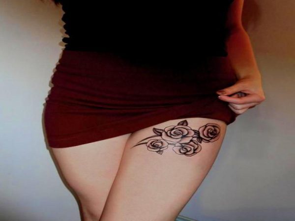 99 Roses tattoos designs for ladies