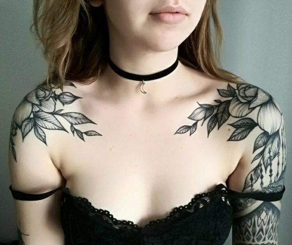 Small and delicate shoulder tattoos for girls