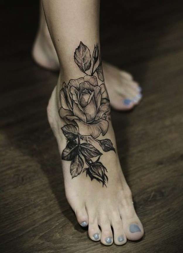 Tattoos for ladies within the foot [Creative and original designs]