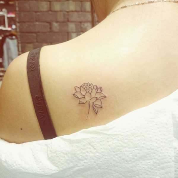 Small and delicate shoulder tattoos for girls