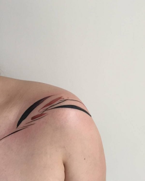 Small and delicate shoulder tattoos for girls