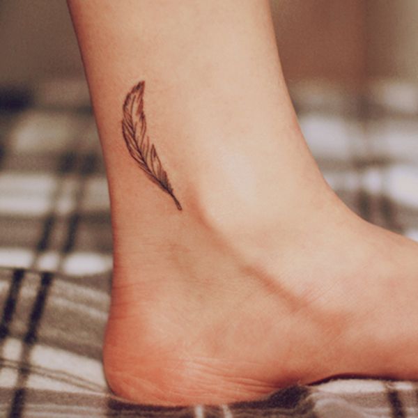 Tattoos for ladies within the foot [Creative and original designs]