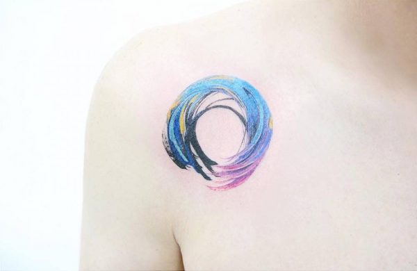 Small and delicate shoulder tattoos for girls