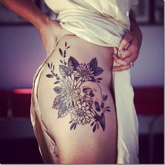 Seductive Hip Tattoos For Ladies