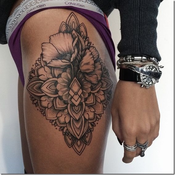 Seductive Hip Tattoos For Ladies