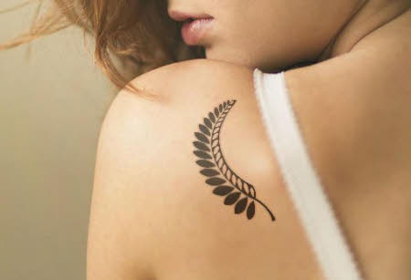 Small and delicate shoulder tattoos for girls