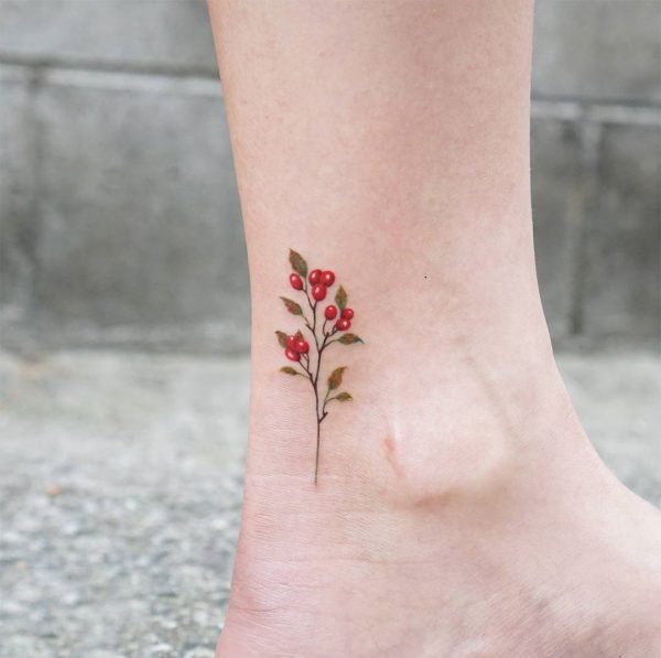 Tattoos for ladies within the foot [Creative and original designs]