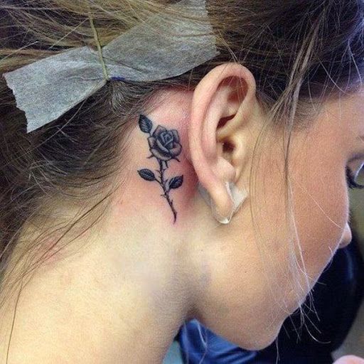 30+ Minimalist Tattoo Concepts for the Ears