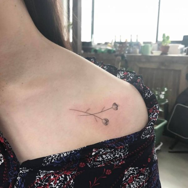 Small and delicate shoulder tattoos for girls