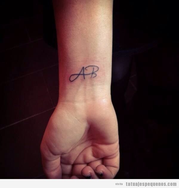 115 Small tattoos with letters and symbols for girls