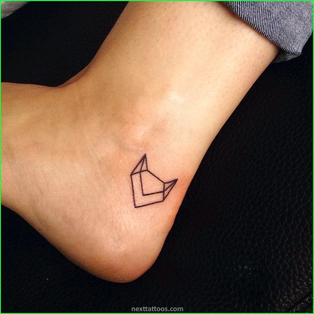 Cute Small Tattoo Ideas For Girls and Women